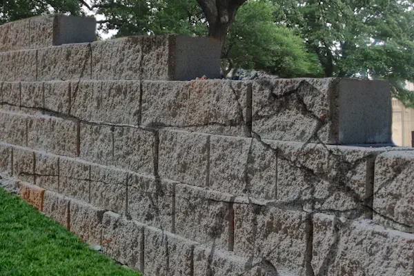 Cinderblock retaining wall