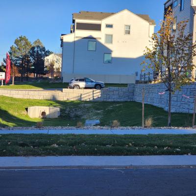 14 Retaining Wall 80922